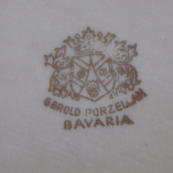 tiny antique Gerold Porzellan lemon juicer - Picture 5 of 5